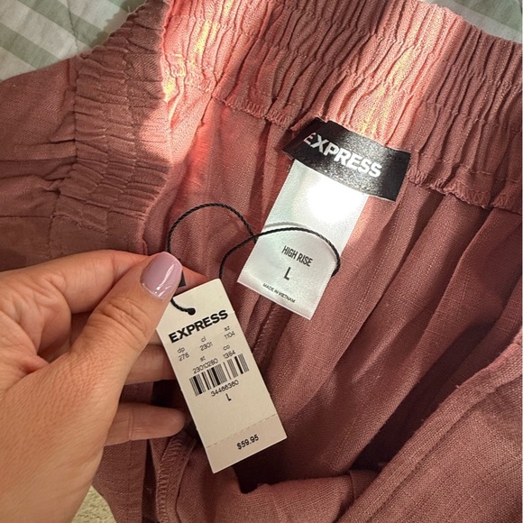 Express shorts high waisted linen shorts pink pull on size L NWT - Picture 3 of 6